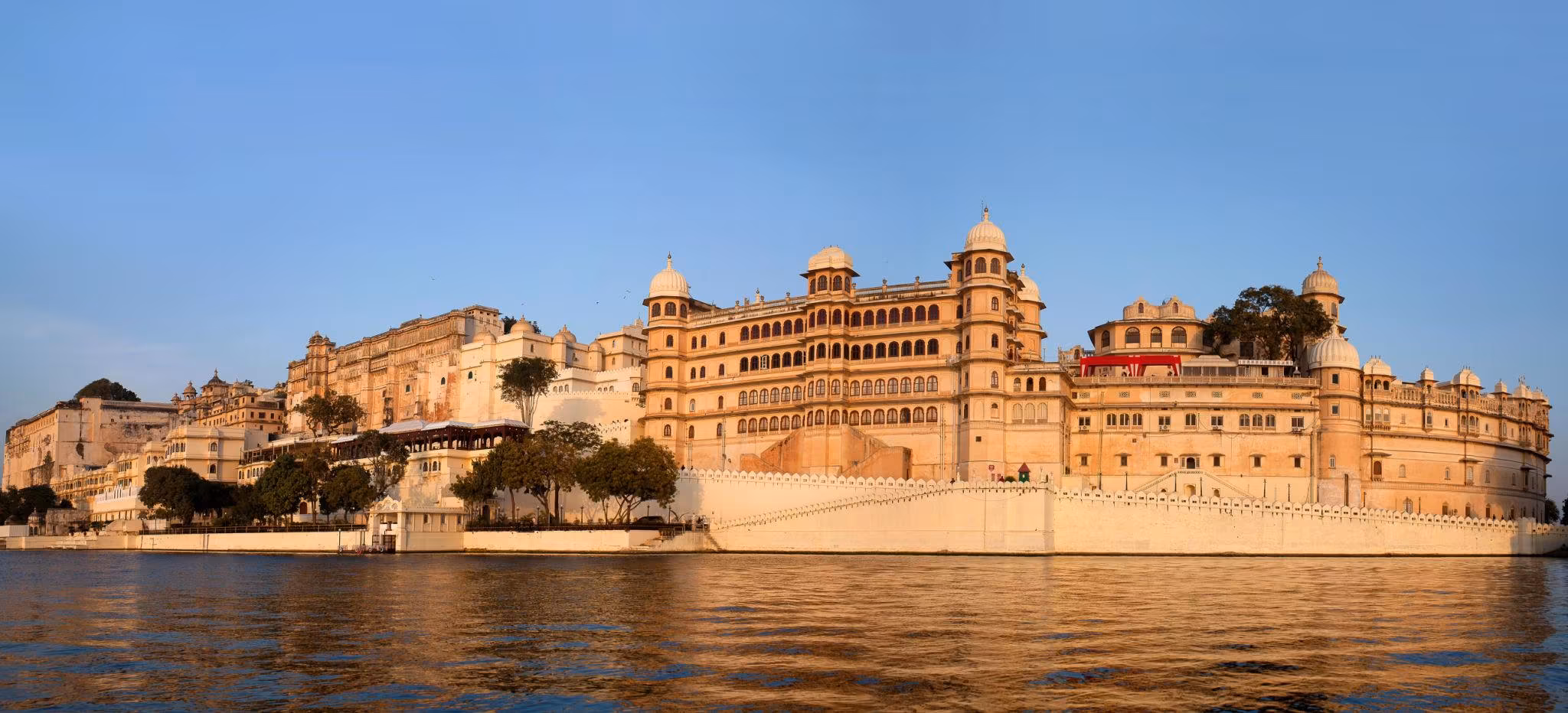 Udaipur Local Sightseeing Tour – Private Car