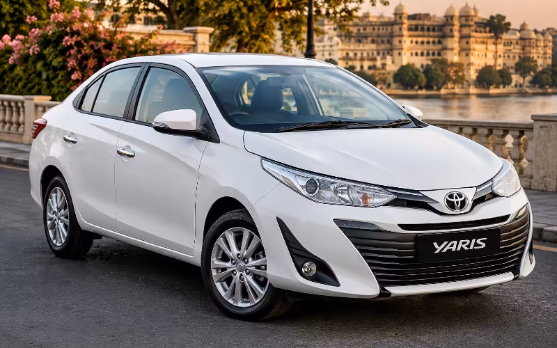 YARIS 